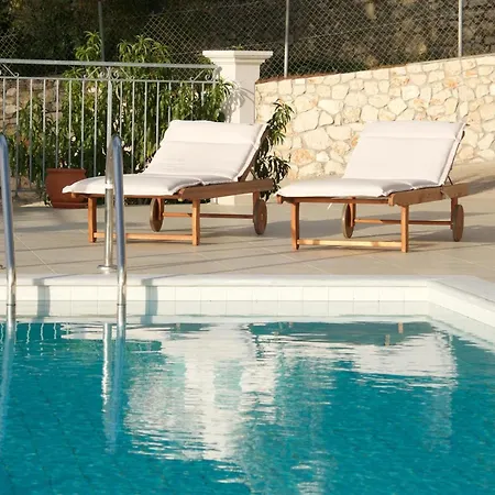 Villa Vryonis By Vintage Travel *