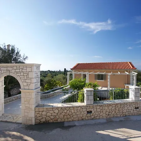 Vryonis Villa *